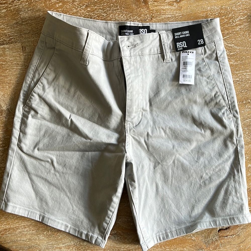 NWT Boys/Mens RSQ CHINO SHORTS Sz 28 gray